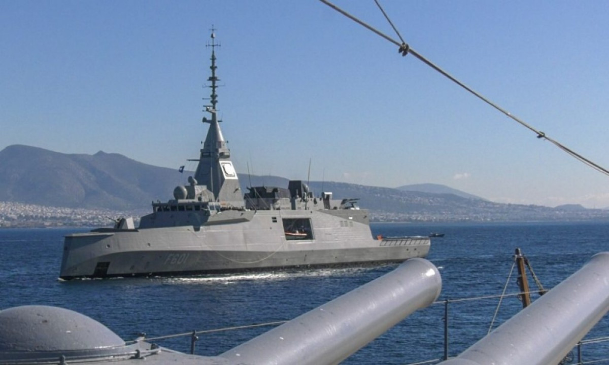 Βρετανία: Σχεδιάζει την αποστολή πολεμικού πλοίου στην Κύπρο για υπεράσπιση των βάσεων