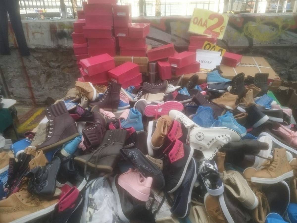 Κατασχέσεις και πρόστιμα μετά από ελέγχους για παρεμπόριο