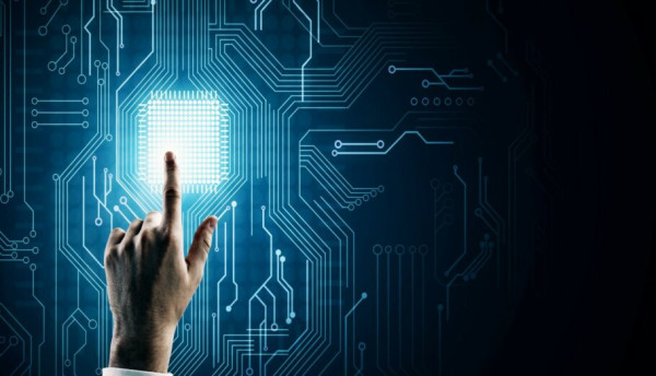 Salesforce: Ανακοινώνει το Einstein GPT, την πρώτη τεχνολογία ΑΙ CRM