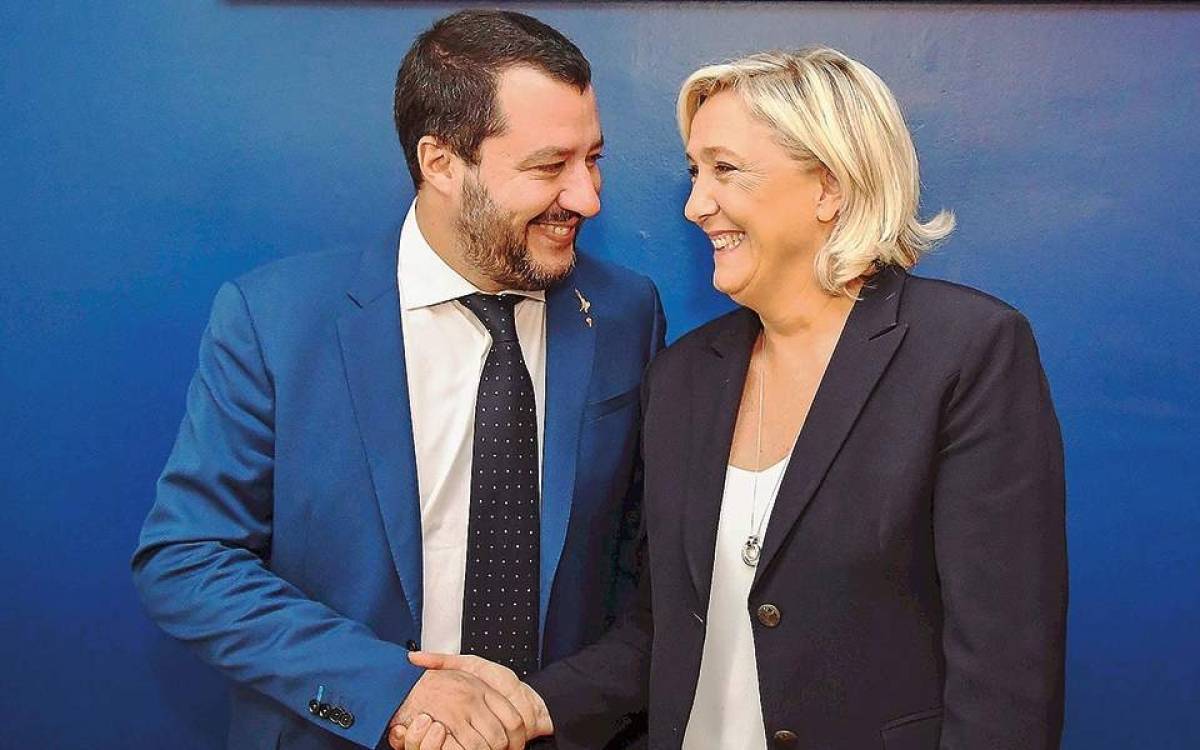 Ιταλία: Συγκέντρωση Σαλβίνι-Λεπέν-Βίλντερς κατά της «Ευρώπης των ελίτ»