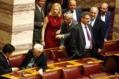 Σε διαδικασία μετεγγραφών και συμπράξεων τα κόμματα