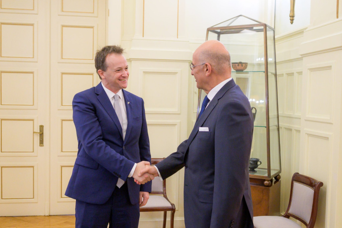 Δένδιας: Συνάντηση με τον απερχόμενο πρέσβη της Ν.Ζηλανδίας- Τι συζητήθηκε