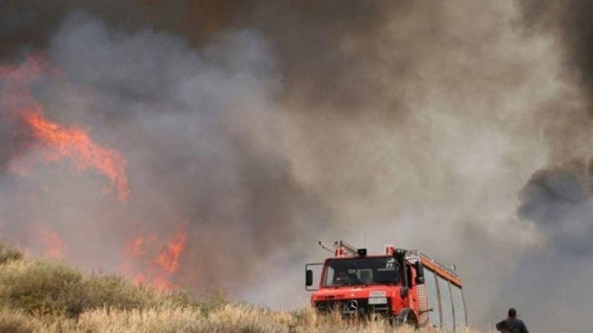 Υπό μερικό έλεγχο η φωτιά στην Ηλεία
