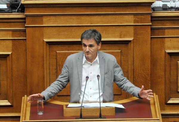 Τσακαλώτος: Κοντά σε καλή λύση για το χρέος-Ωμή παραδοχή για τα υφεσιακά μέτρα