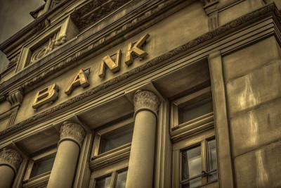 Κοντά στα €2 δισ. η εξαμηνιαία κερδοφορία των συστημικών τραπεζών