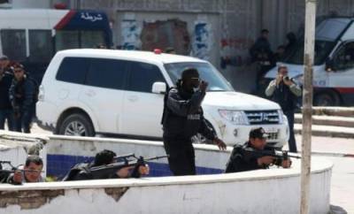 Τυνησία: Τουλάχιστον 8 νεκροί σε επίθεση τρομοκρατών