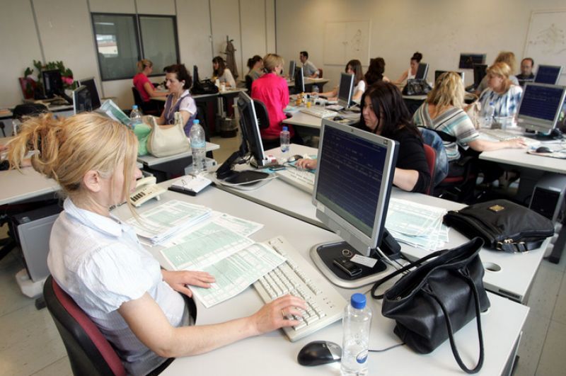 Μισθό γενικού γραμματέα έπαιρναν 5.000 δημόσιοι υπάλληλοι!