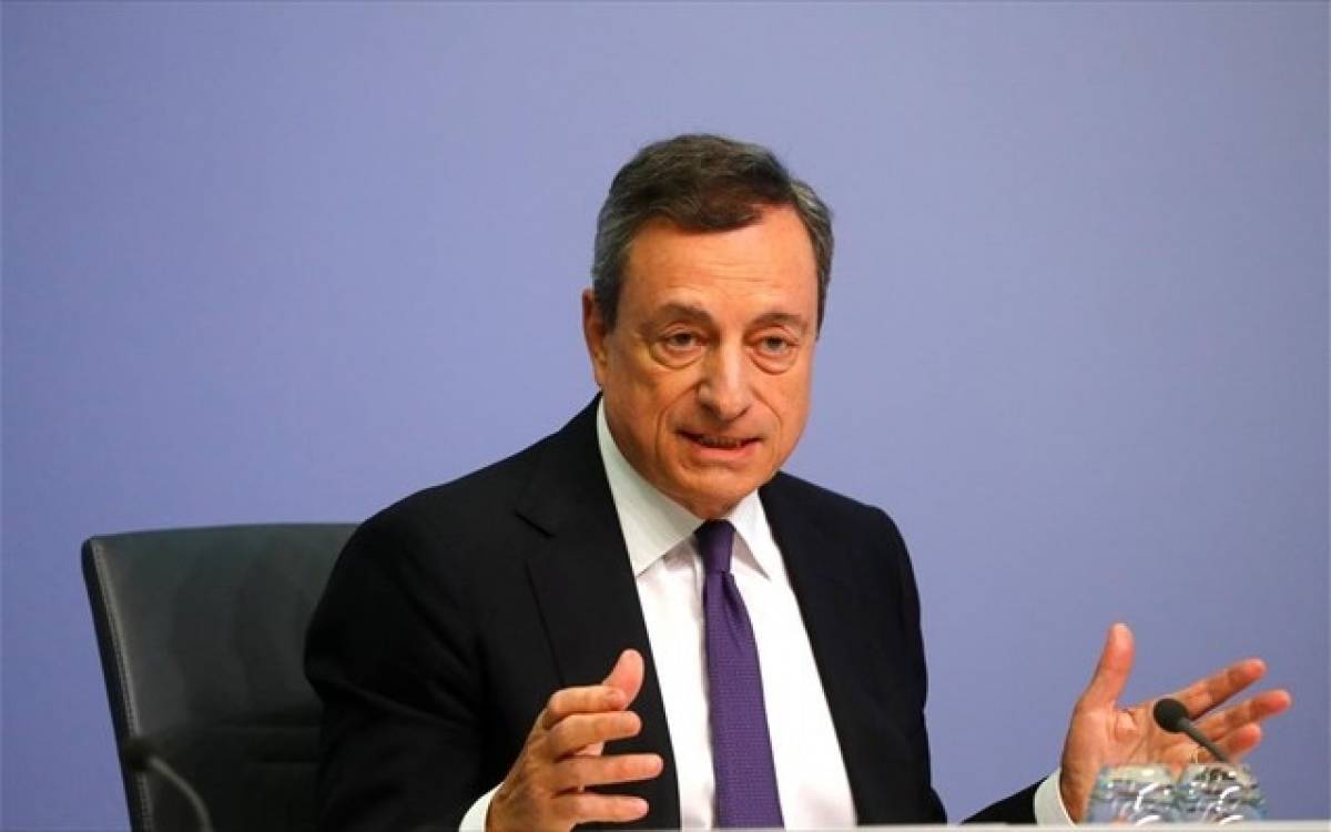 Ντράγκι: Οι τράπεζες να δανείσουν με μηδενικό κόστος τις εταιρείες