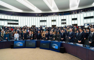 Μετσόλα: Παράλογη πράξη βίας οι πυροβολισμοί στην Σουηδία