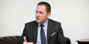 Πέτσας: Κατέρρευσε το αφήγημα Τσίπρα για «ύφεση Μητσοτάκη»