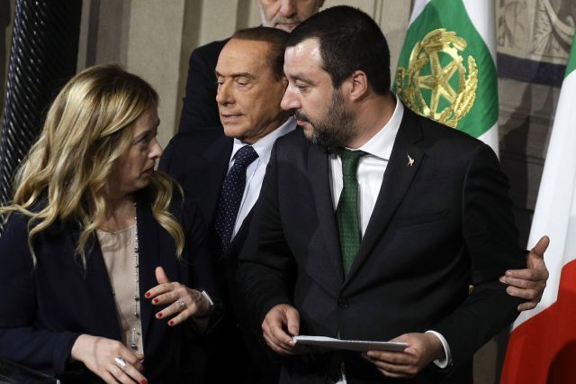 Ιταλία: Συγχωνεύονται τα κόμματα των Μπερλουσκόνι και Σαλβίνι