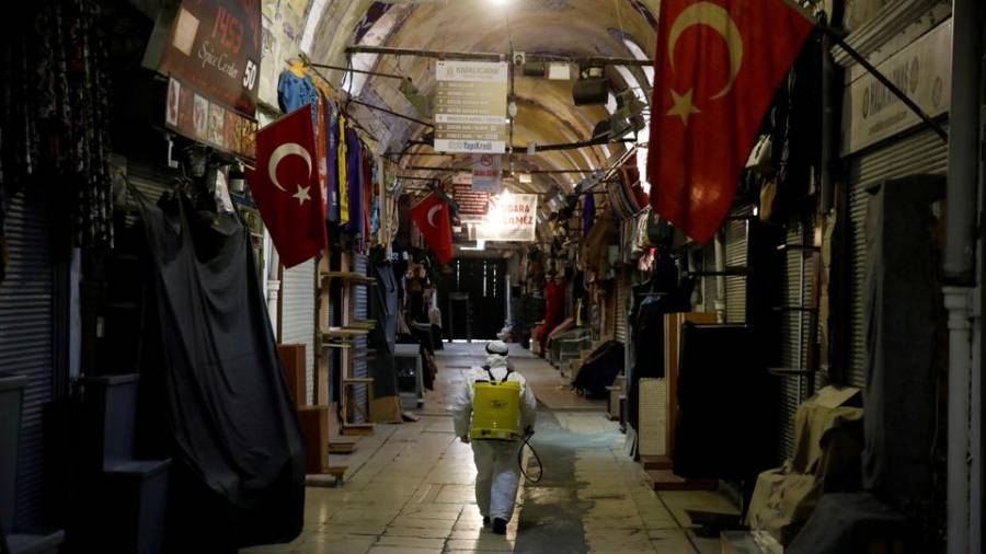 Κορονοϊός: Αρνητικό ρεκόρ με 203 νεκρούς στην Τουρκία