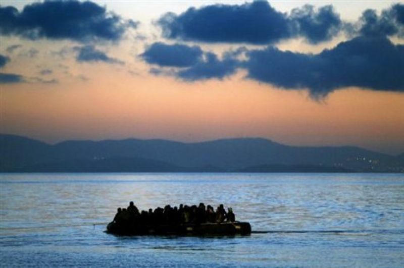«Συναγερμός» στην Κάρπαθο: Ακυβέρνητη λέμβος-Μεταφέρει μετανάστες