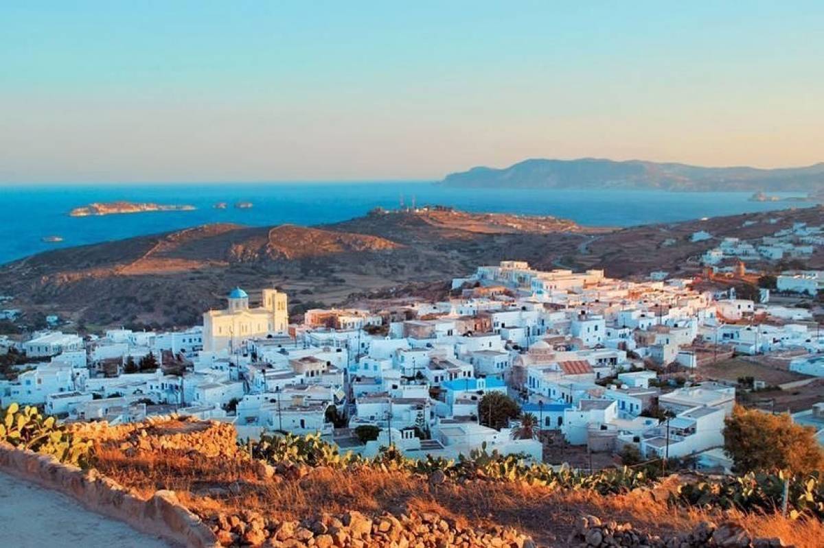 Καταλύματα από Κίμωλο και Κουφονήσια «τα σπάνε» στο e-kyklades.gr