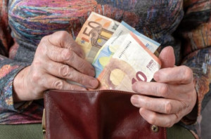Συντάξεις Ιουλίου: Πότε θα γίνουν οι πληρωμές–Οι ημερομηνίες ανά ταμείο