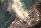 "Mάχη" για τον περιορισμό της ραδιενέργειας στη Φουκουσίμα - Εκετάζεται η ανέγερση "φράχτη" - Νεκροί δύο εργαζόμενοι 