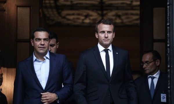 Μακρόν: Η Γαλλία διατεθειμένη να βοηθήσει την Ελλάδα