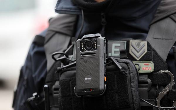 Επίσημη πρώτη για τις κάμερες σώματος σε ομάδες της ΕΛ.ΑΣ