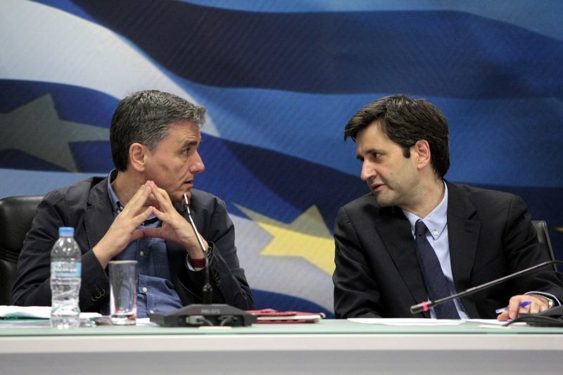 Τσακαλώτος-Χουλιαράκης βλέπουν τη Λαγκάρντ το Σάββατο