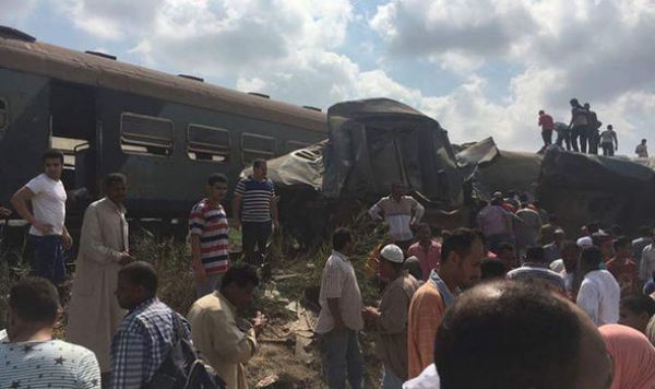 Τραγωδία στην Αίγυπτο: 21 νεκροί, 55 τραυματίες από σύγκρουση τρένων