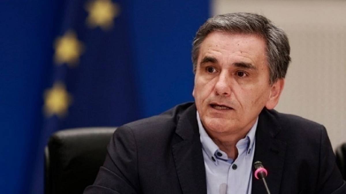 Τσακαλώτος: Στοχευμένη μείωση των φόρων με αναπτυξιακό σχέδιο