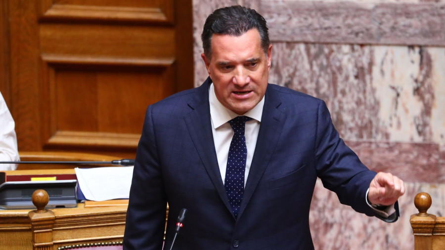 «Ακροδεξιός» ο Αδωνις, λέει το ΠΑΣΟΚ, όμως συνεργαζόταν μαζί του όταν ήταν στον ΛΑΟΣ