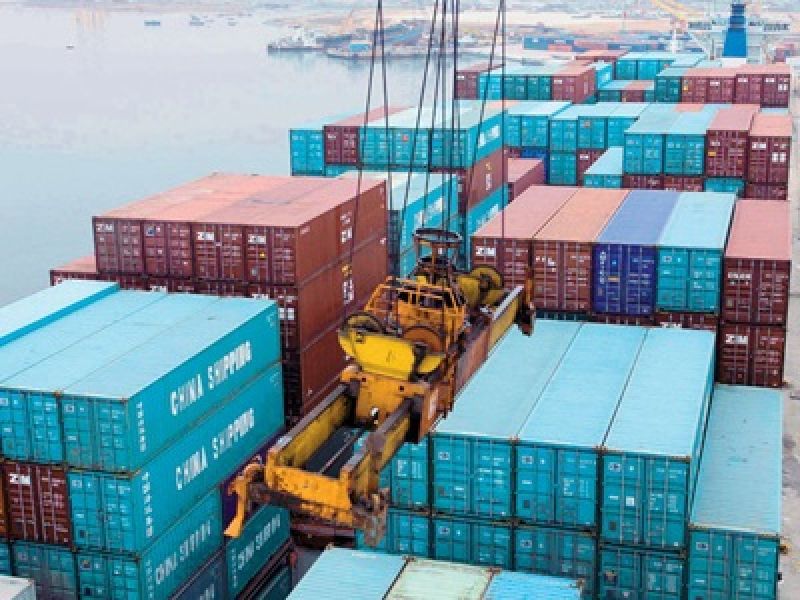Πτώση 3,9% στις τιμές εισαγωγών στη βιομηχανία το Σεπτέμβριο