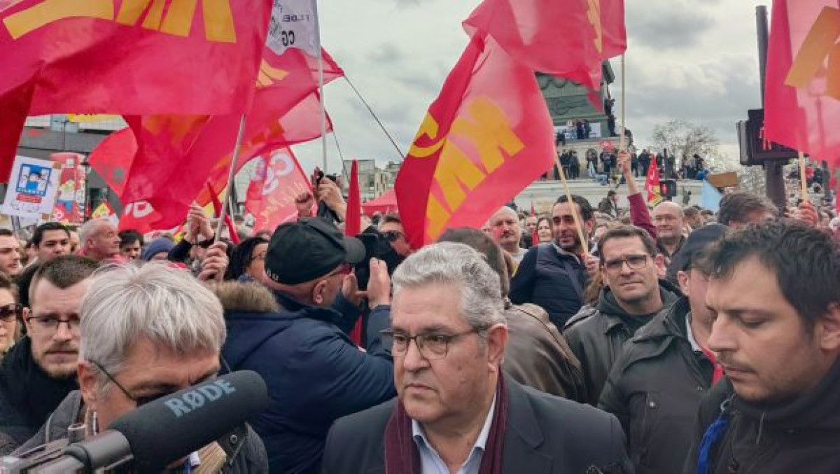 Στη διαδήλωση στο Παρίσι βρέθηκε ο Κουτσούμπας