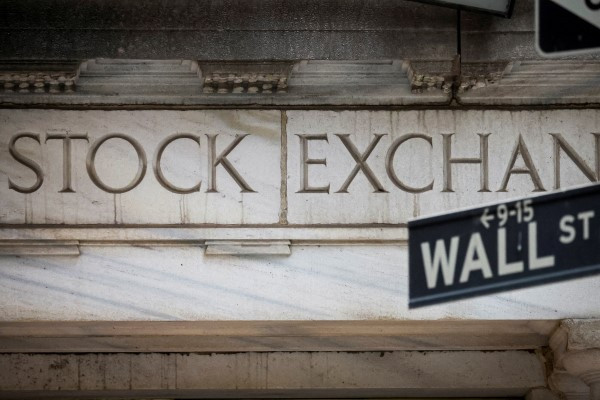 Wall Street: Νέες απώλειες για τους S&P 500 και Nasdaq