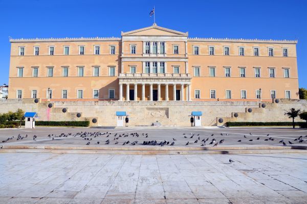 Αποτελέσματα εκλογών 2015: Αυτές είναι οι ηχηρές απουσίες της Βουλής