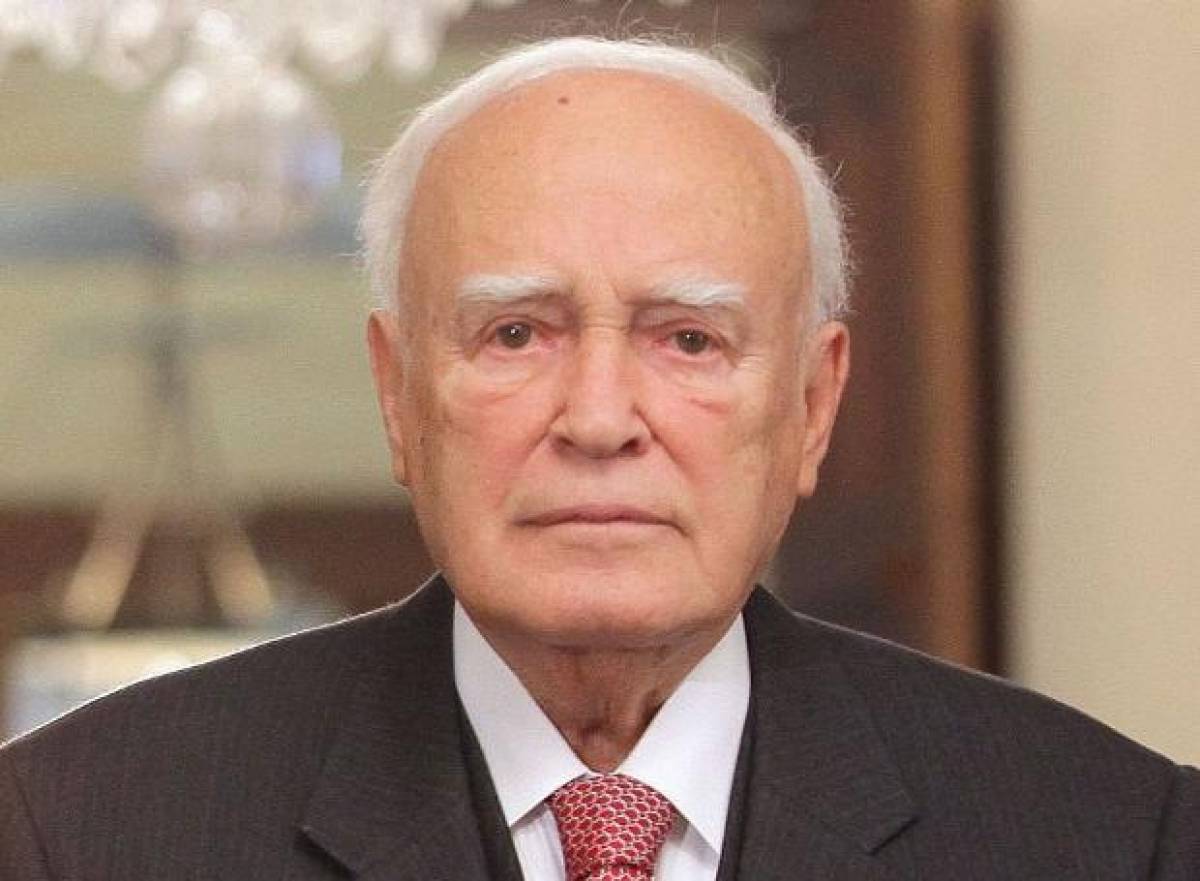 Κάρολος Παπούλιας: Σε τριήμερο πένθος η χώρα