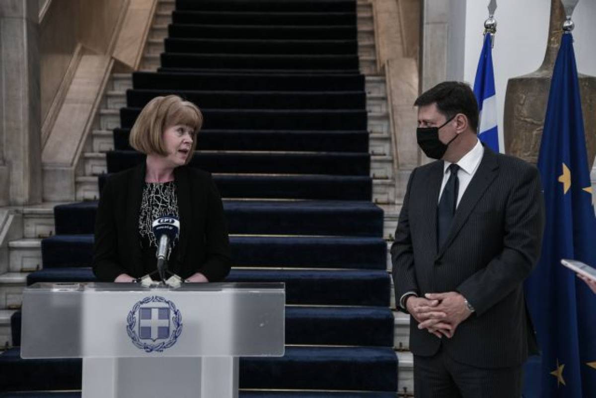 Βαρβιτσιώτης: Στόχος η ισχυροποίηση των σχέσεων με τη Βρετανία
