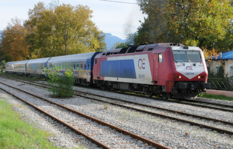 Hellenic Train: Ακινητοποιημένες αμαξοστοιχίες στο τμήμα Πολυδένδρι – Χαλκίδα λόγω πυρκαγιάς