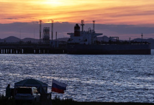 Κατρακυλά το πετρέλαιο λόγω φόβων και Κίνας-Σταθερά…πτωτικά το φυσικό αέριο