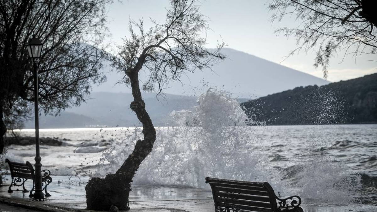 Καιρός: Έκτακτο δελτίο κακοκαιρίας- Κρύο, χιόνια και μποφόρ