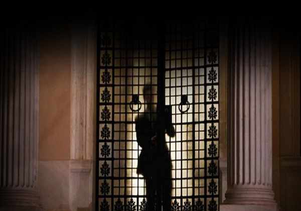 «Μετέωρη» η δόση των 2 δισ.-Οι «κόκκινες γραμμές» των δανειστών