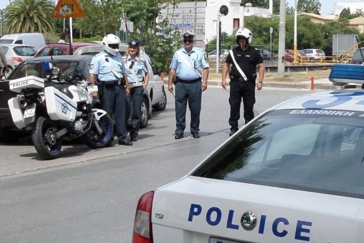 Έλεγχοι Τροχαίας: Χιλιάδες οδηγοί χωρίς κράνος και με ανασφάλιστα οχήματα