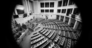 Επιτροπή Θεσμών: Κεκλεισμένων των θυρών η ακρόαση του Θ. Δεμίρη