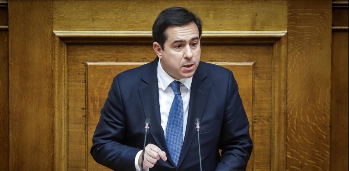 Μηταράκης: Να μην είναι η Ελλάδα βασική διαδρομή για διακινητές