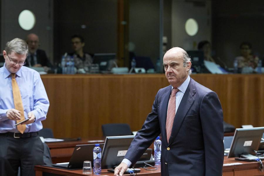 Ντε Γκίντος: Να κρατηθεί ζωντανό το επιχειρείν, να σωθούν δουλειές
