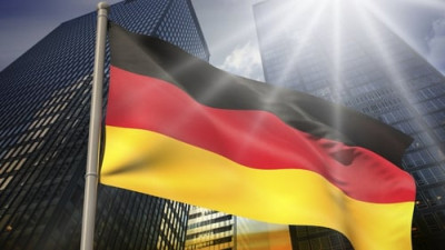 Γερμανία: Βελτιώθηκε για πέμπτο συνεχόμενο μήνα το επιχειρηματικό κλίμα