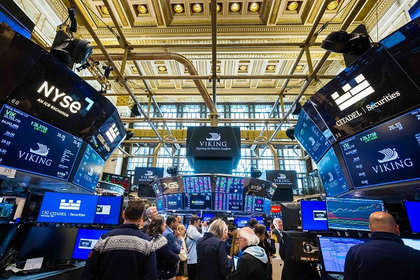 Wall Street-Dow Jones: Δεν συγκράτησε το milestone των 40.000 μονάδων