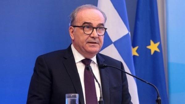 Παπαθανάσης: Με το άνοιγμα του τουρισμού αλλάζει το ωράριο κυκλοφορίας