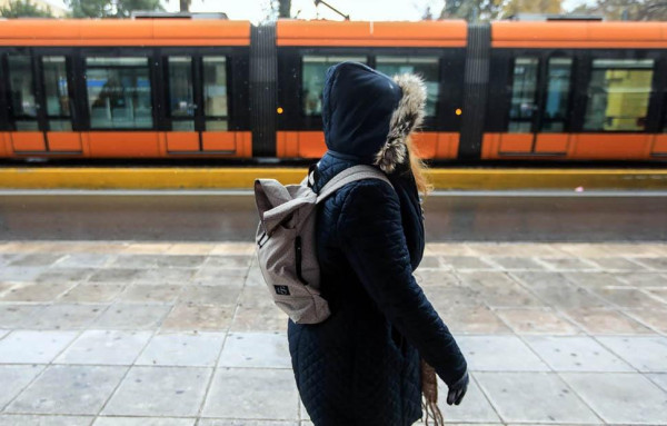 Η θερμοκρασία πέφτει αισθητά, αναμένονται και χιόνια