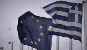 ΕΕ για social ανηλίκων: Επιβεβαιώνει ότι έλαβε την επιστολή Μητσοτάκη - Στήριξη των δράσεων κρατών μελών