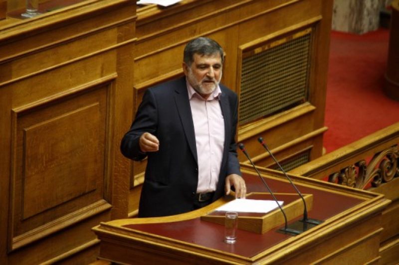 Κασσής (ΠΑΣΟΚ): «Να πέσει και να μην ξανασηκωθεί η κυβέρνηση»... μέρος δεύτερο