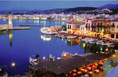 Κρήτη: "Ακτινογραφία" των τουριστών στο νησί από την ΕΣΕΕ