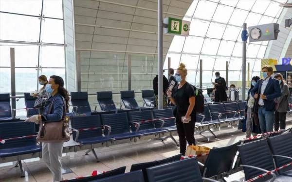 Διπλωματικές πιέσεις και γκρίνιες για το άνοιγμα των συνόρων
