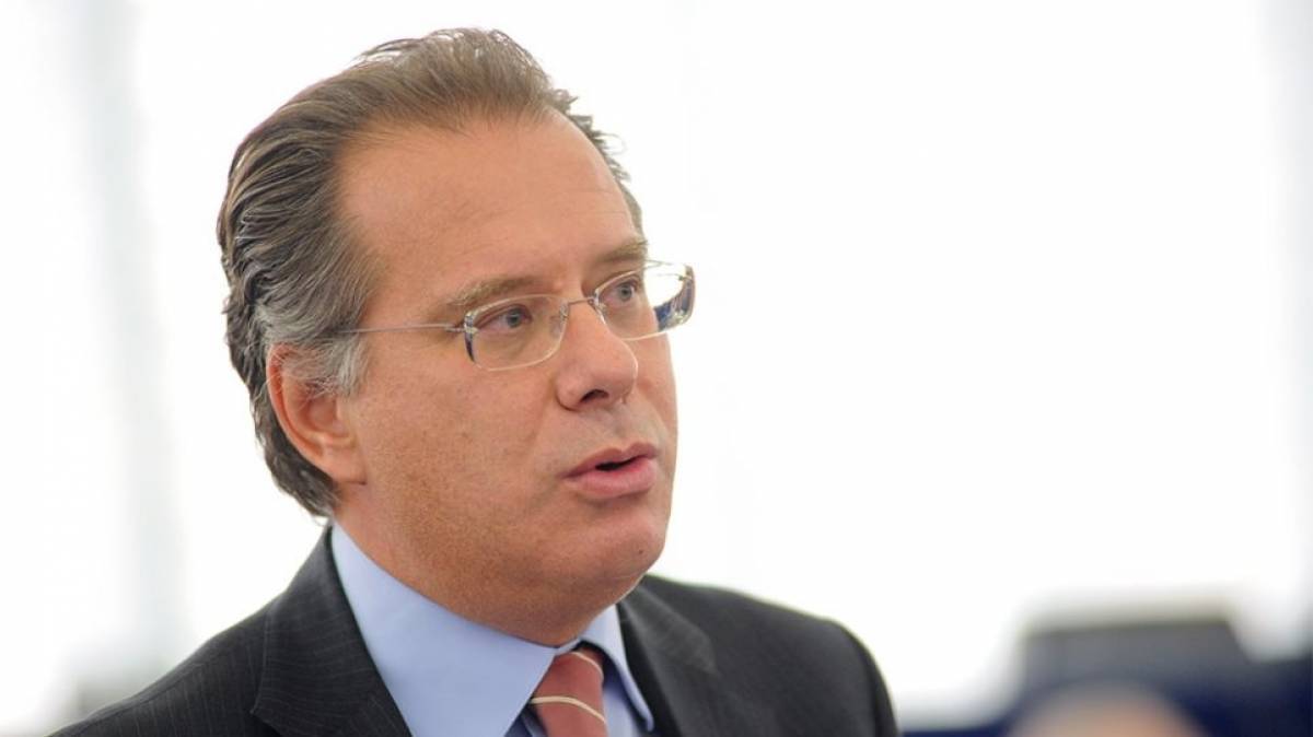 Επίσημη επίσκεψη Κουμουτσάκου στην Κύπρο