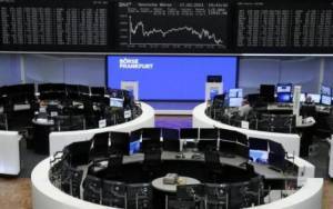 Στο «κόκκινο» για τρίτη διαδοχική συνεδρίαση τα ευρωπαϊκά χρηματιστήρια